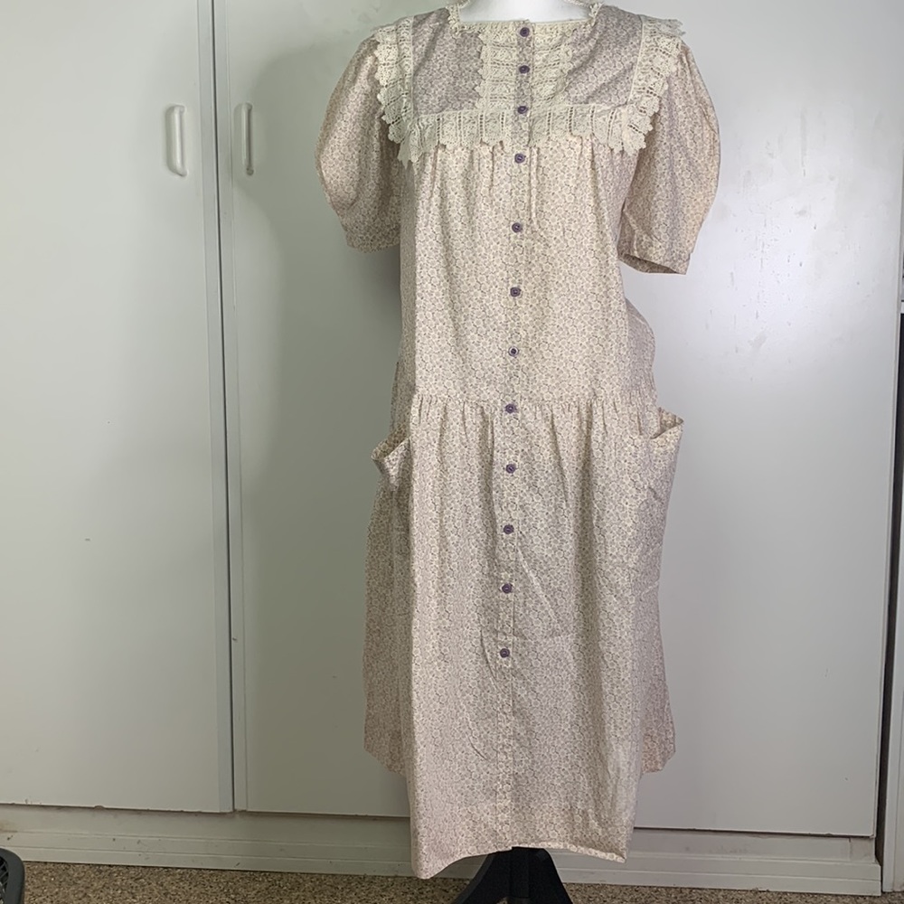True Vintage Ditsy Floral Day Dress